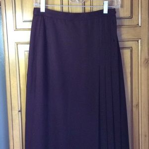 FINAL SALE PRICE Beeches Brown Wool Skirt in Size 8